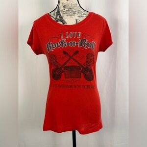 Lyric Nation “I Love Rock ‘n Roll” Graphic Tee – A Rocker’s Essential Size M